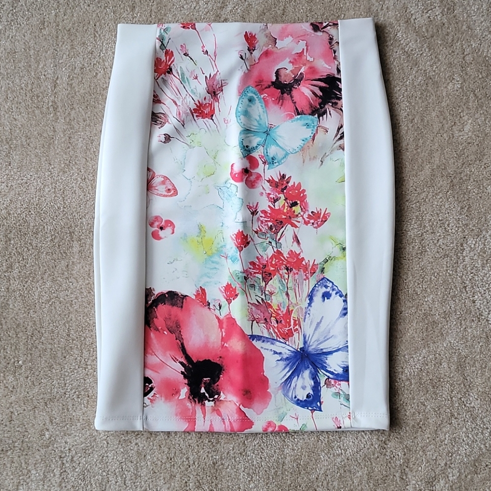 Forever 21 Printed Panel Pencil Skirt - Picture 1 of 3